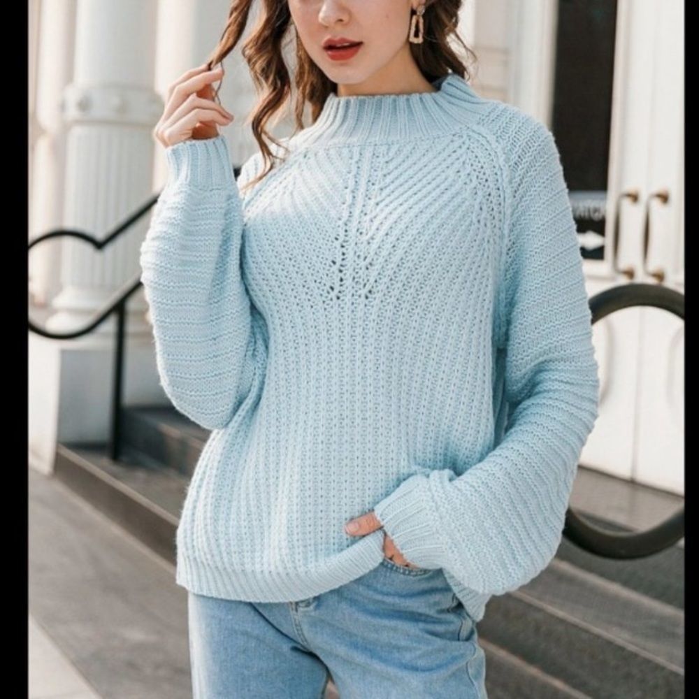 NWT Raglan Sleeve Sweater Size Small Blue Knit Mock Neck